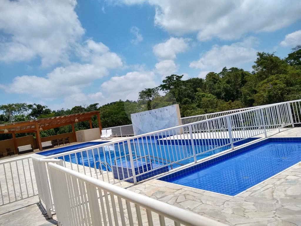 apartamento todo planejado pronto pra morar no centor de Embu-Guaçu
