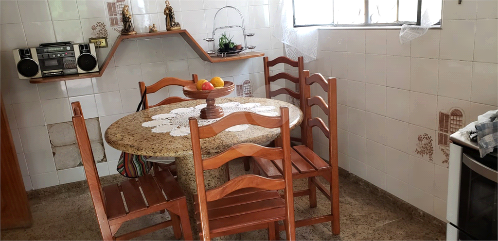 Sobrado a Venda ou Locação no Tremembé 