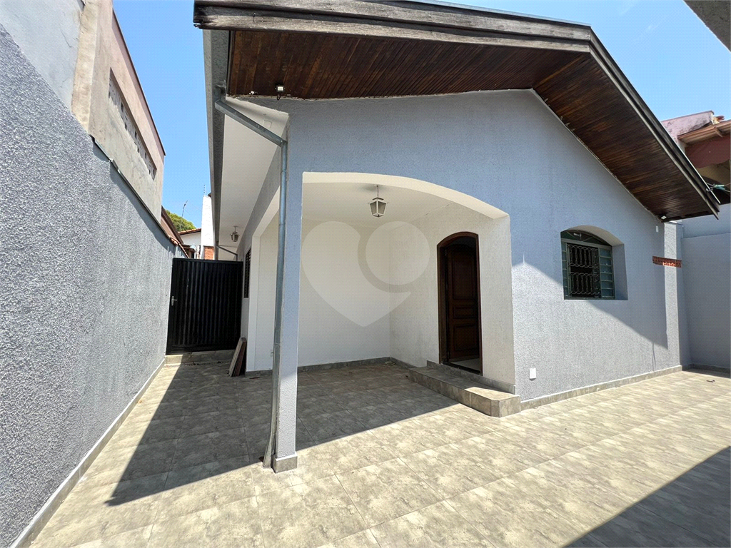 Casa à venda com 3 quartos, 137m² - Foto 16