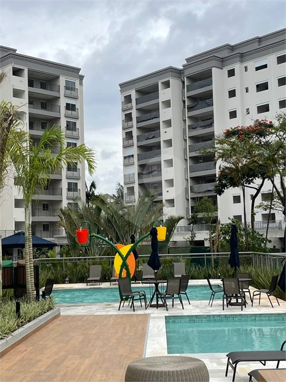 Vendo apartamento novíssimo em Santo Amaro 