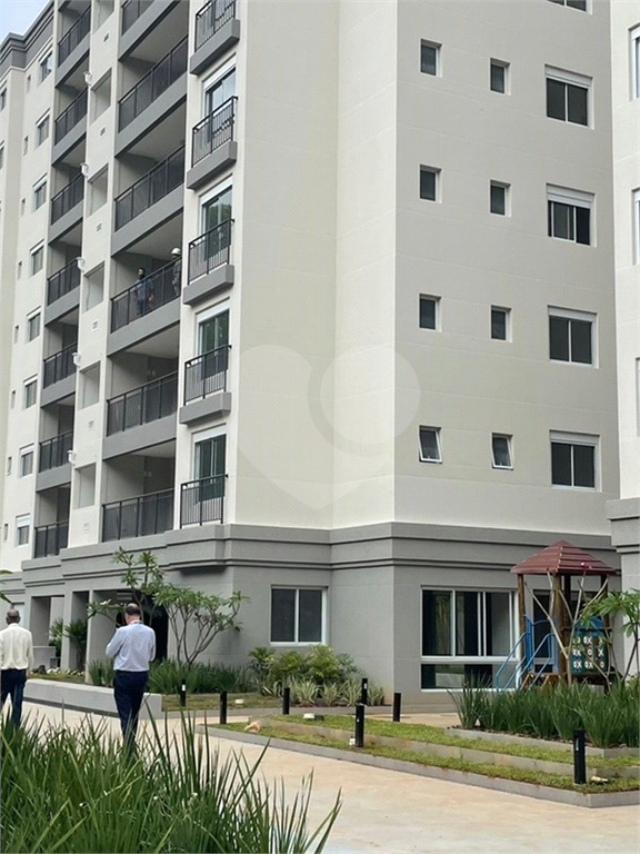 Vendo apartamento novíssimo em Santo Amaro 