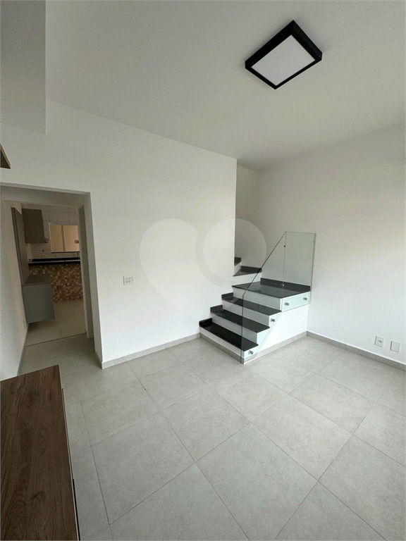 Casa de Condomínio à venda com 3 quartos, 110m² - Foto 2