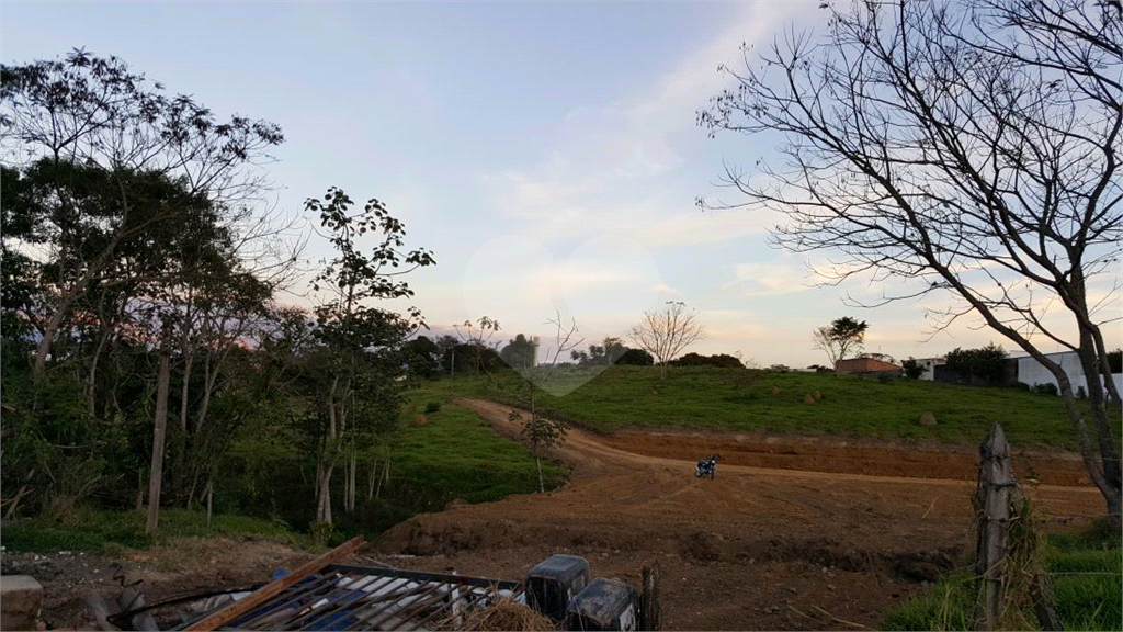 ÁREA EM CACHOEIRA PAULISTA