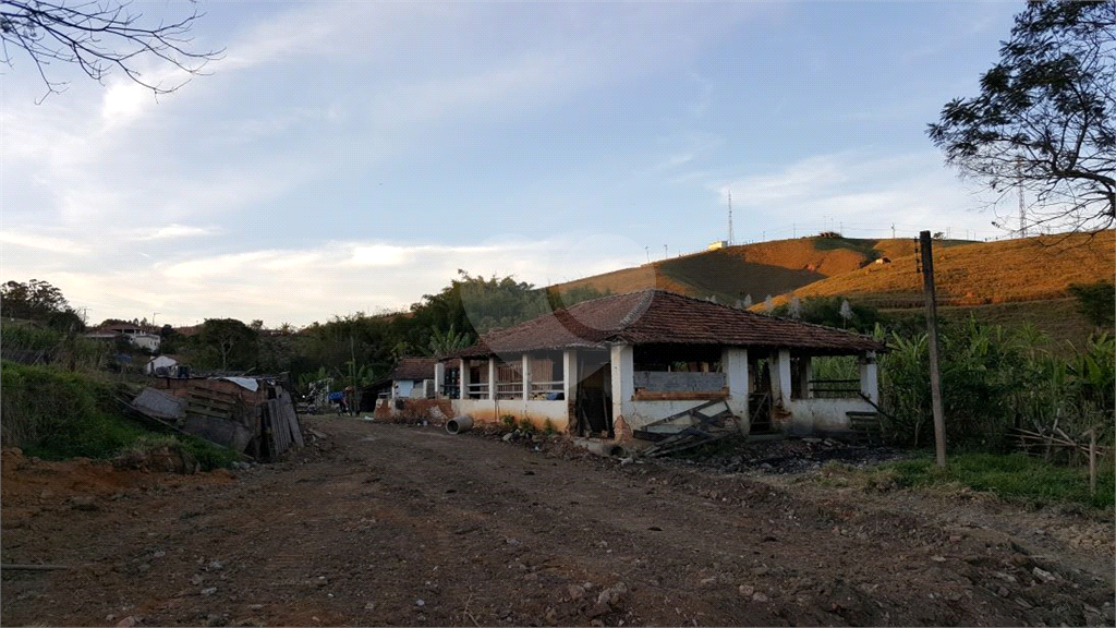 ÁREA EM CACHOEIRA PAULISTA