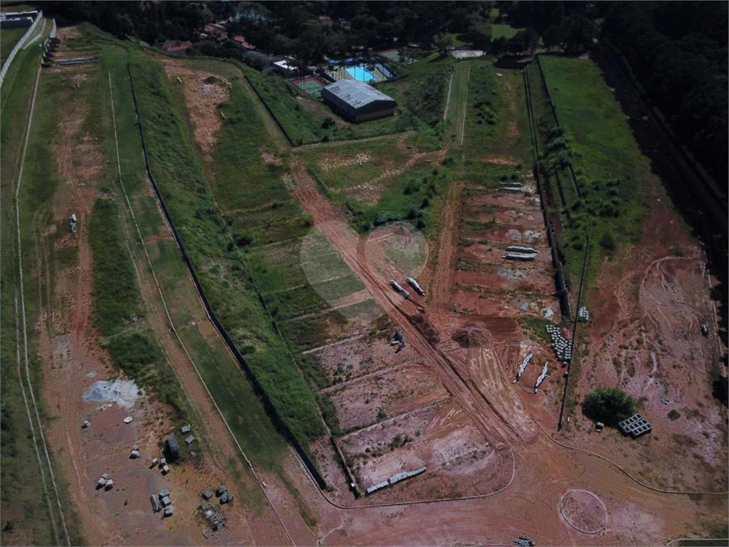 TERRENO em ANHANGUERA