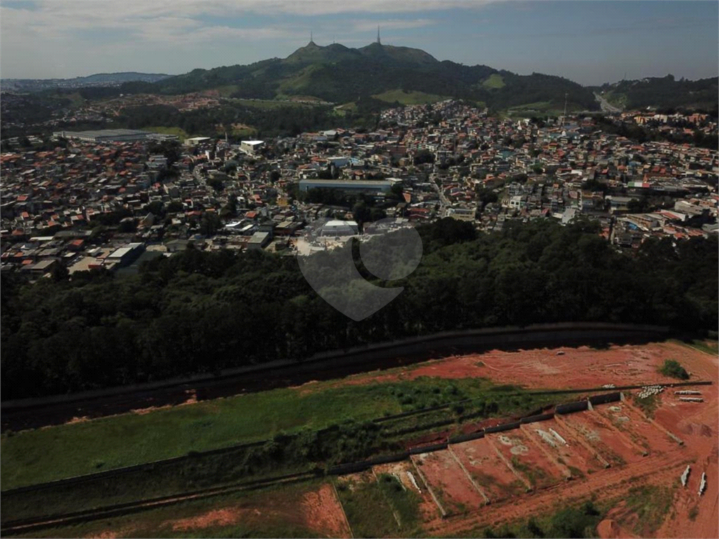 TERRENO em ANHANGUERA