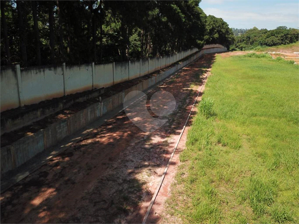 TERRENO em ANHANGUERA