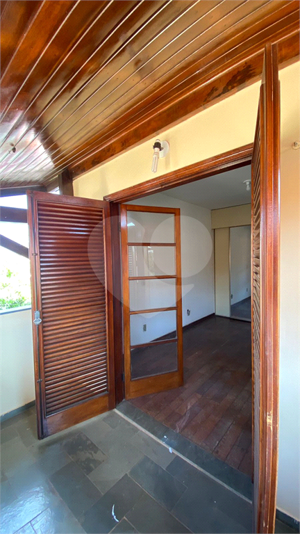 Casa à venda com 5 quartos, 174m² - Foto 16