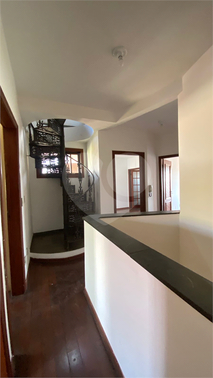 Casa à venda com 5 quartos, 174m² - Foto 13