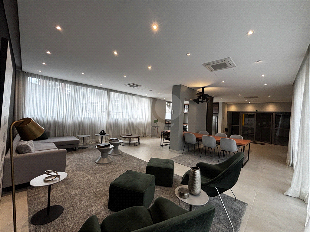 LINDO STUDIO COM 25M²   A VENDA NA REGIÃO  DA CONSOLAÇÃO!