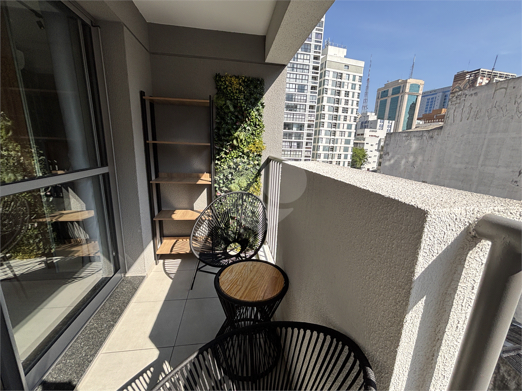 LINDO STUDIO COM 25M²   A VENDA NA REGIÃO  DA CONSOLAÇÃO!