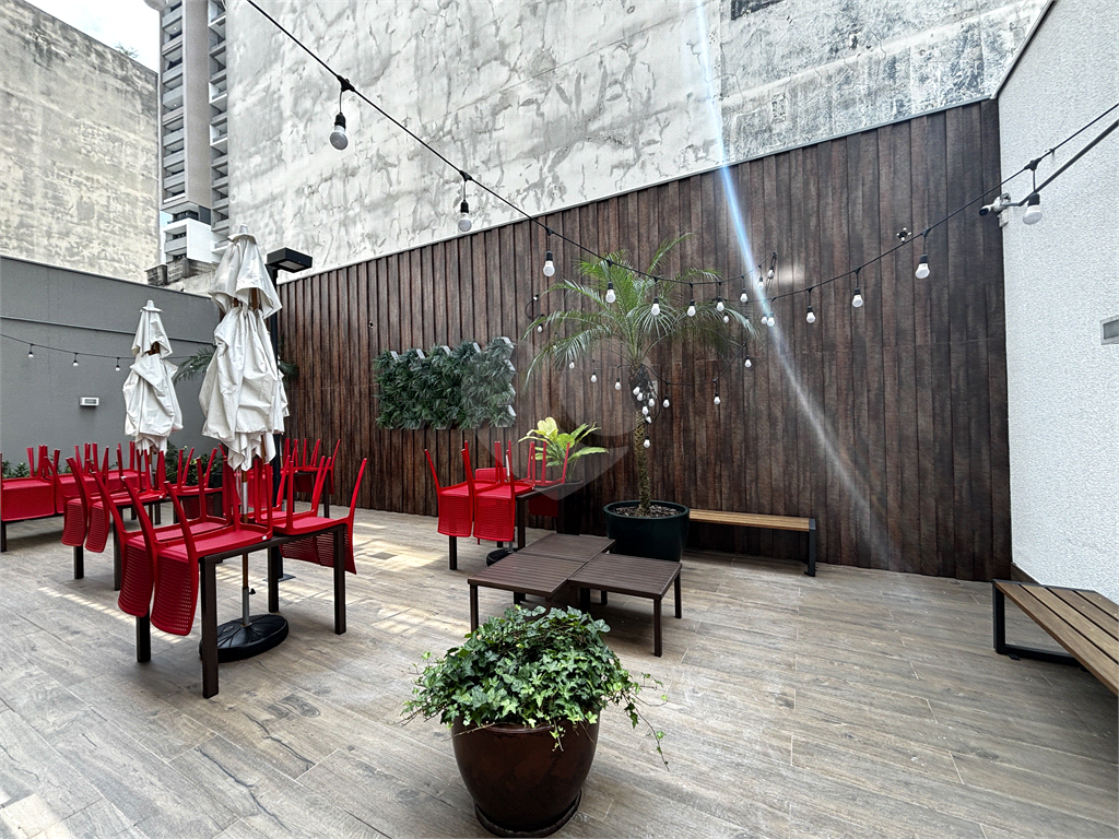 LINDO STUDIO COM 25M²   A VENDA NA REGIÃO  DA CONSOLAÇÃO!