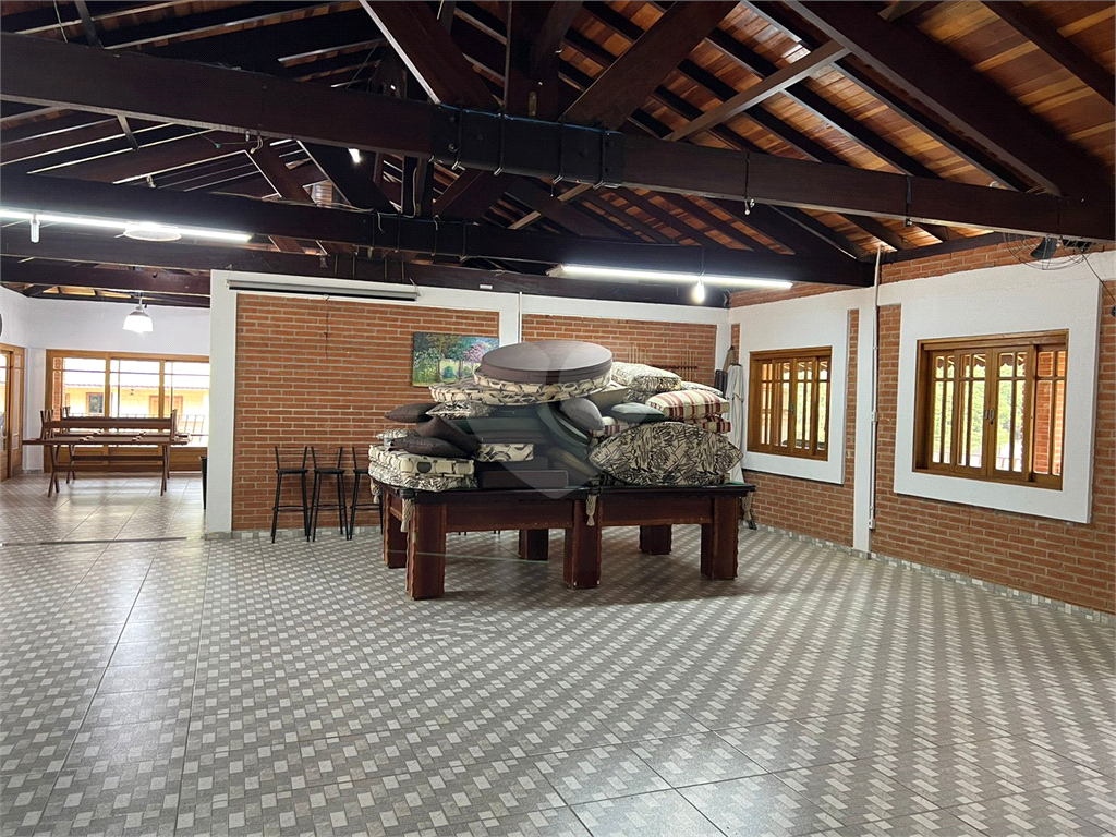 Chácara à venda com 16 quartos, 1800m² - Foto 40