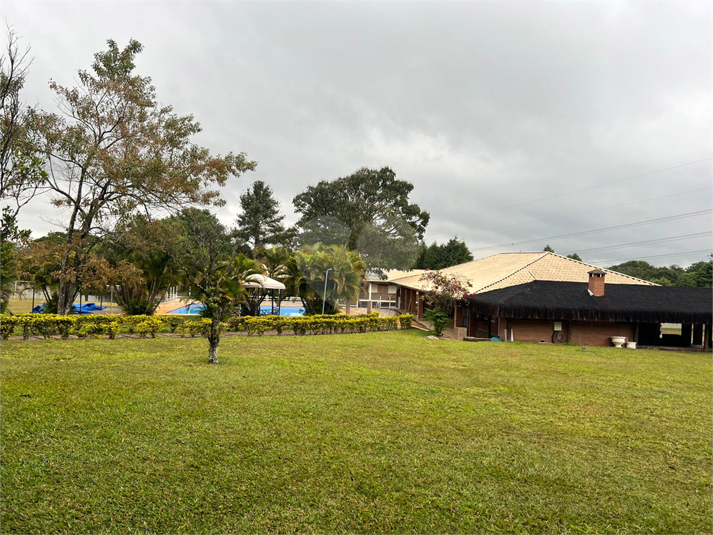 Chácara à venda com 16 quartos, 1800m² - Foto 32