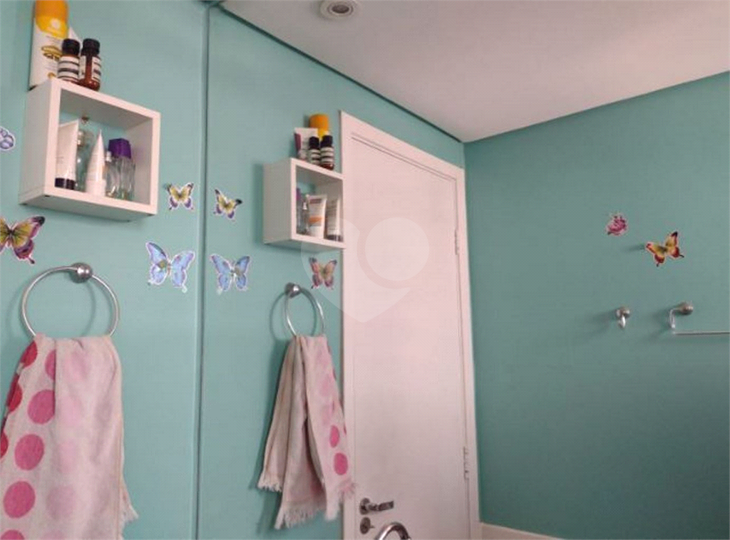 APARTAMENTO em LIMÃO