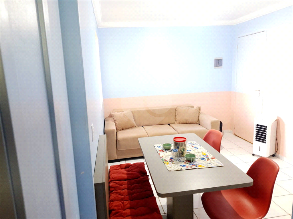 Apartamento à venda com 2 quartos, 45m² - Foto 9