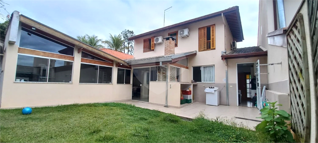 Casa de Condomínio à venda com 4 quartos, 223m² - Foto 27