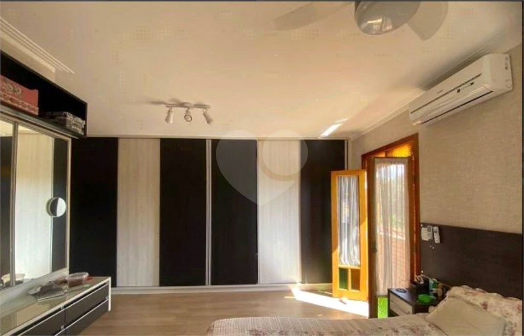 Casa de Condomínio à venda com 4 quartos, 223m² - Foto 9