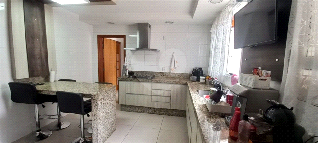 Casa de Condomínio à venda com 4 quartos, 223m² - Foto 26