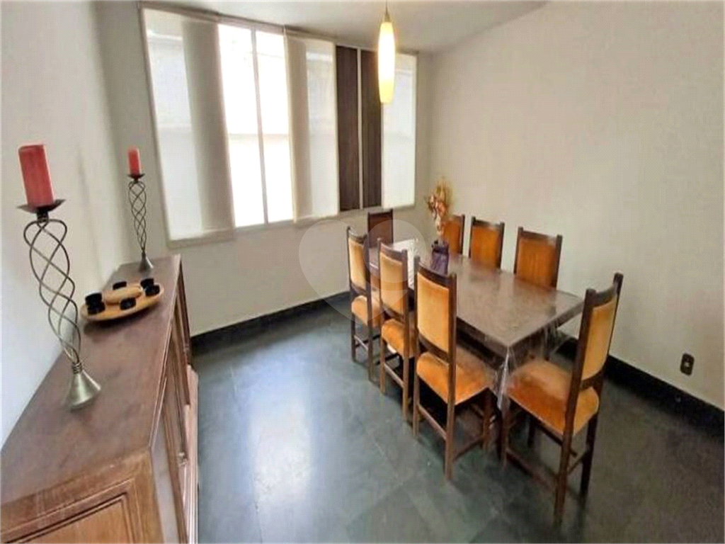 Casa à venda com 4 quartos, 600m² - Foto 12