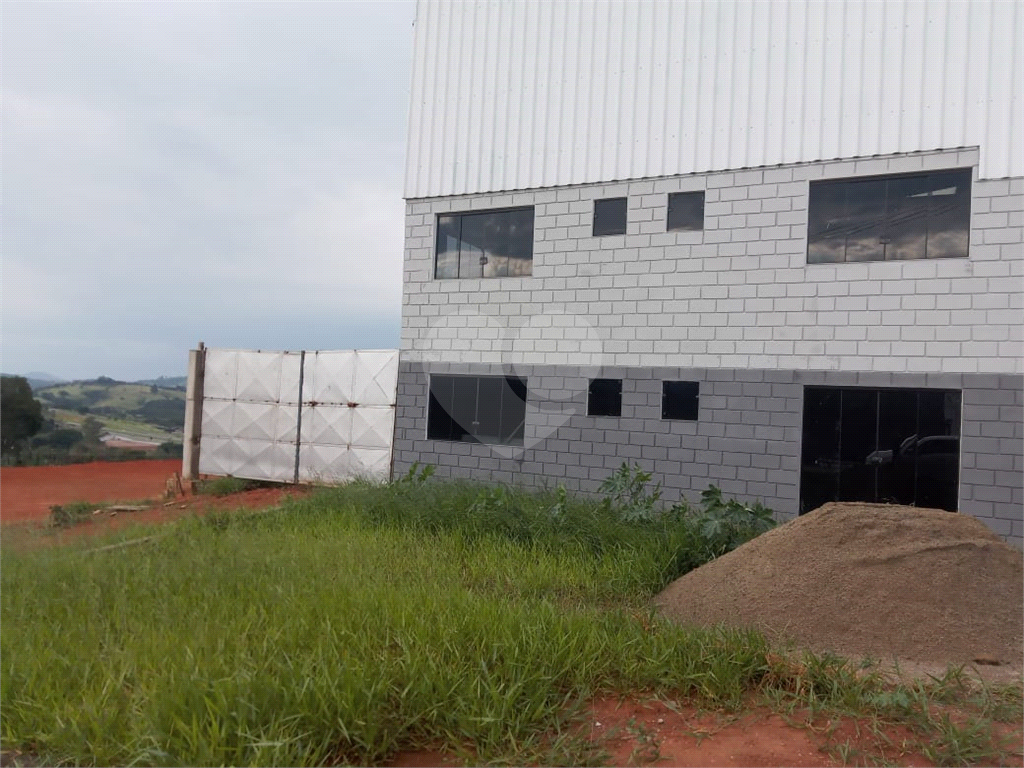 Depósito-Galpão-Armazém para alugar, 1200m² - Foto 1