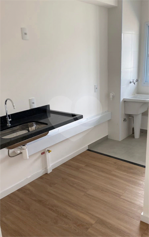 Apartamento à venda com 2 quartos, 60m² - Foto 24