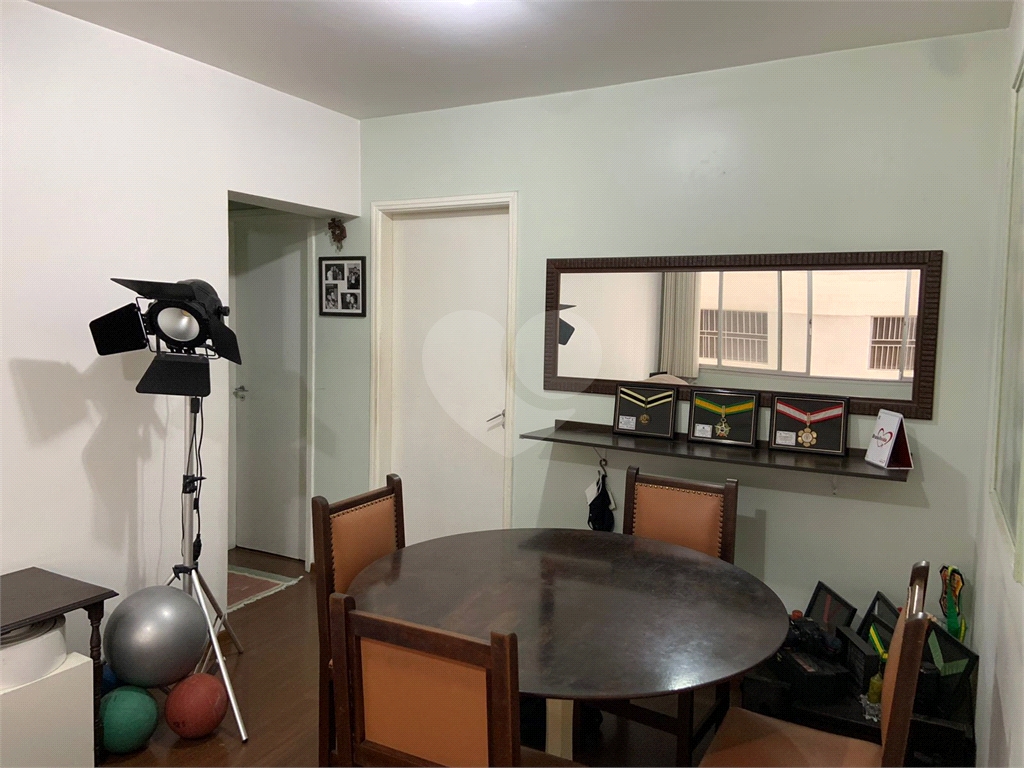 APARTAMENTO em SAÚDE