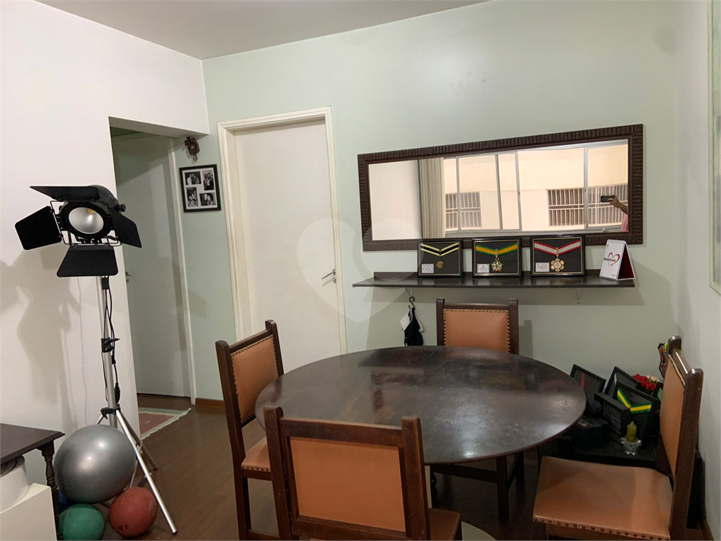 APARTAMENTO em SAÚDE