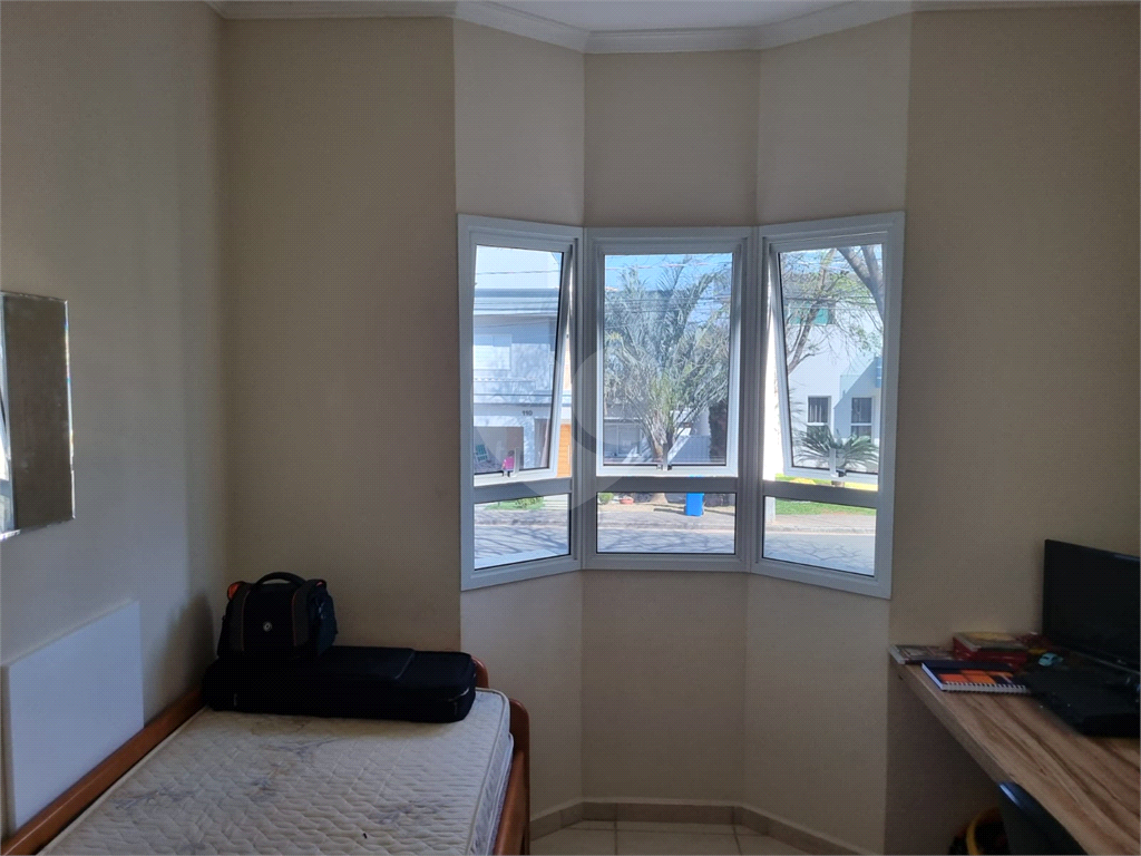 Casa de Condomínio à venda com 3 quartos, 252m² - Foto 18