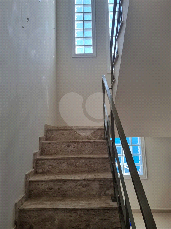 Casa de Condomínio à venda com 3 quartos, 252m² - Foto 25