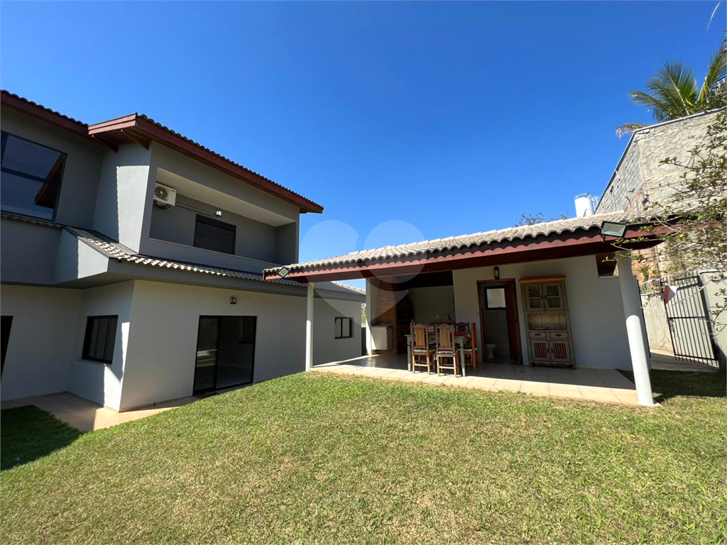 Casa de Condomínio à venda com 4 quartos, 400m² - Foto 22