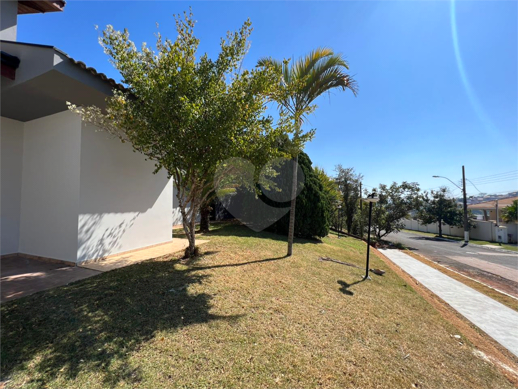 Casa de Condomínio à venda com 4 quartos, 400m² - Foto 34