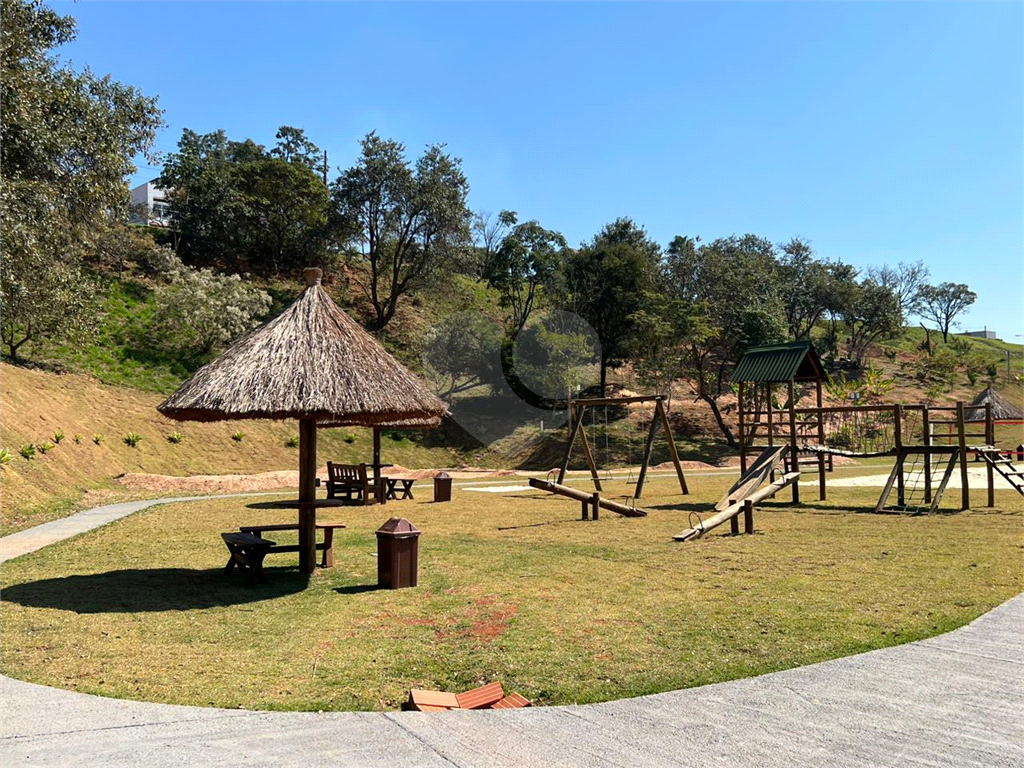 Casa de Condomínio à venda com 4 quartos, 400m² - Foto 40