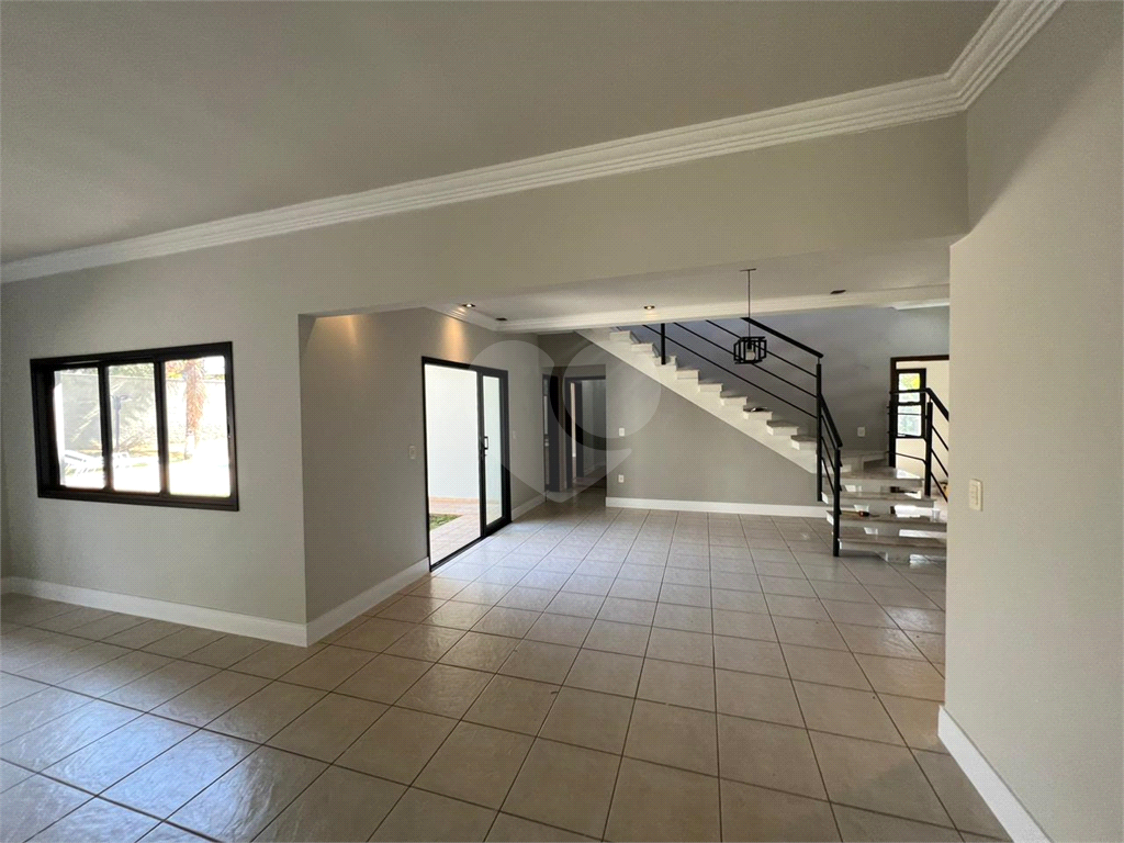 Casa de Condomínio à venda com 4 quartos, 400m² - Foto 12