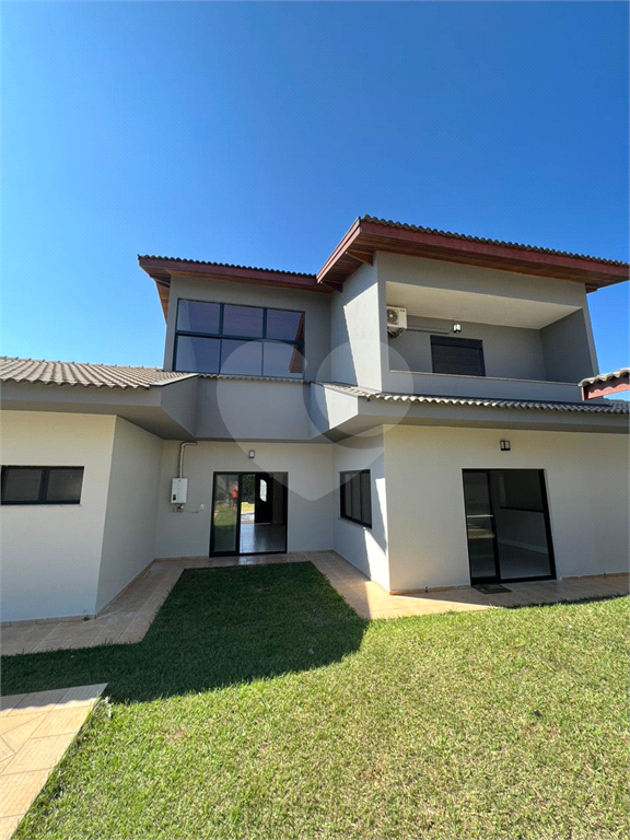 Casa de Condomínio à venda com 4 quartos, 400m² - Foto 2
