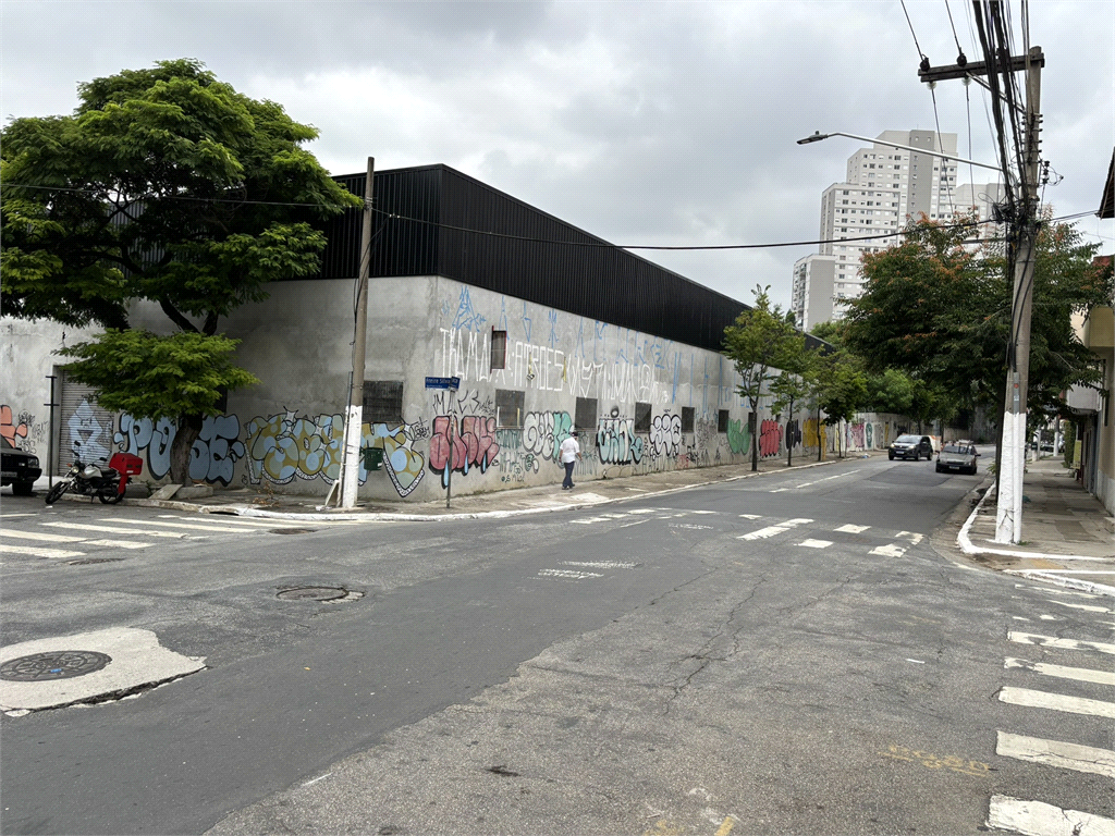 GALPÃO DE 3000M² NO CAMBUCI