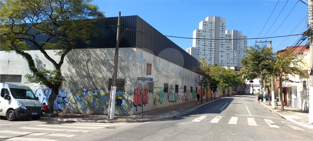 GALPÃO DE 3000M² NO CAMBUCI
