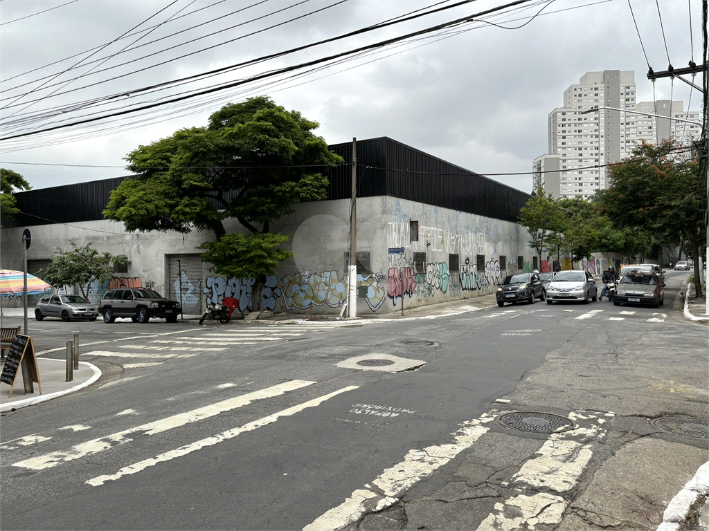 GALPÃO DE 3000M² NO CAMBUCI