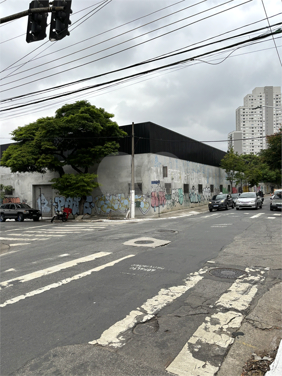 GALPÃO DE 3000M² NO CAMBUCI