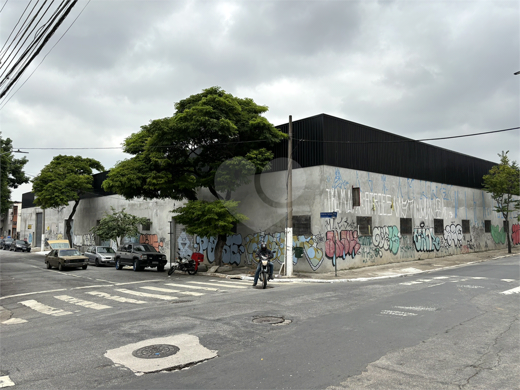 GALPÃO DE 3000M² NO CAMBUCI