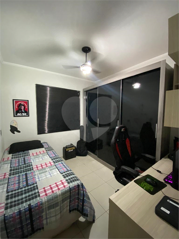 APARTAMENTO em PAULICÉIA