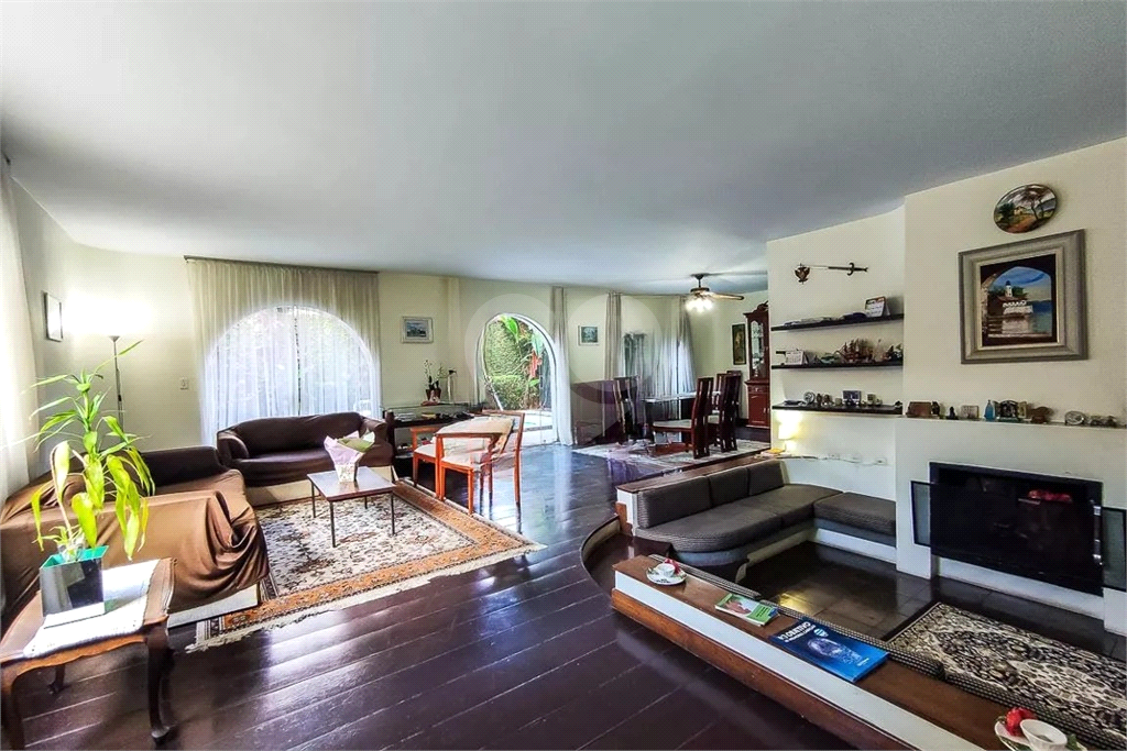 Sobrado, 4 quartos, 434 m² - Foto 1