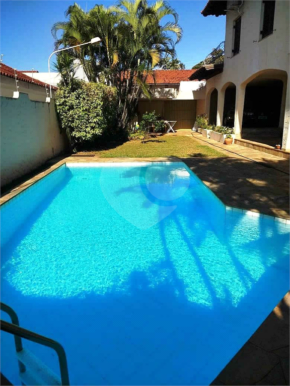 Casa à venda e aluguel com 4 quartos, 280m² - Foto 2