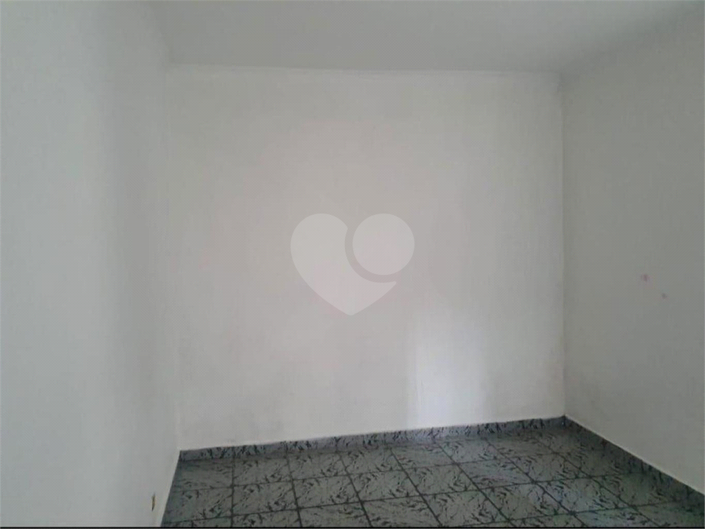 APARTAMENTO em PARQUE SANTO ANTÔNIO