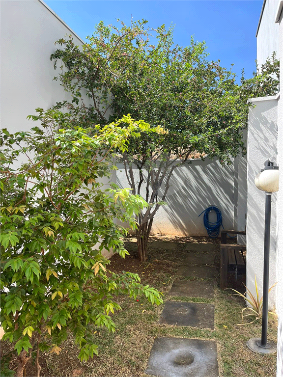 Casa de Condomínio à venda com 3 quartos, 219m² - Foto 31