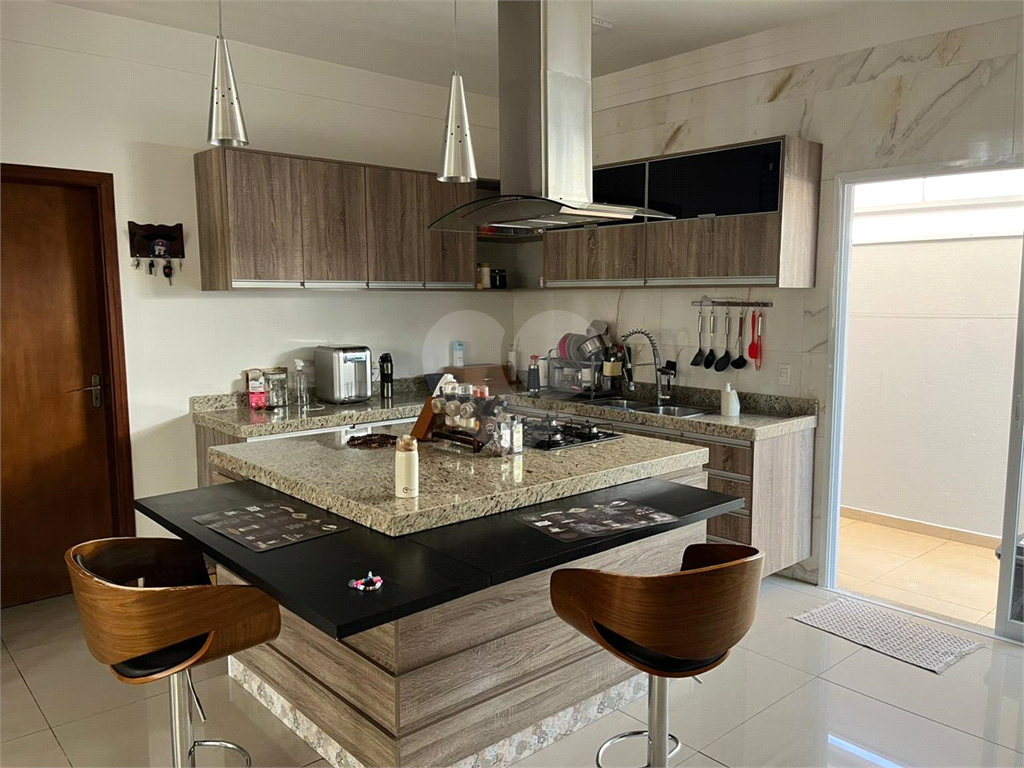 Casa de Condomínio à venda com 3 quartos, 219m² - Foto 43