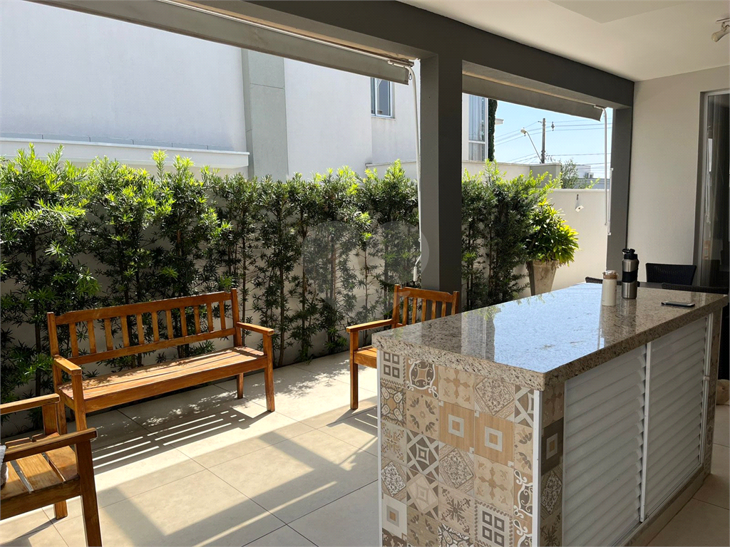 Casa de Condomínio à venda com 3 quartos, 219m² - Foto 30