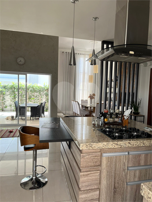 Casa de Condomínio à venda com 3 quartos, 219m² - Foto 27