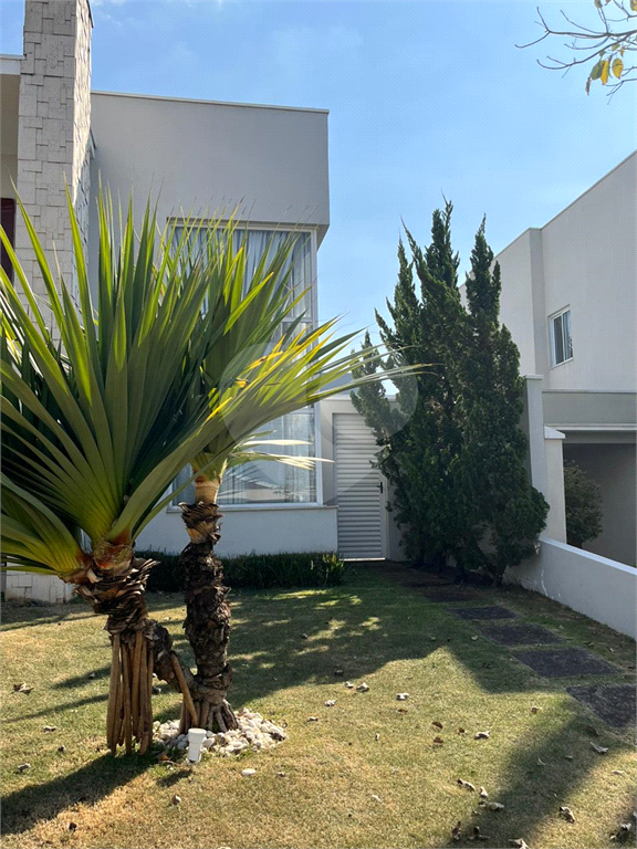 Casa de Condomínio à venda com 3 quartos, 219m² - Foto 50