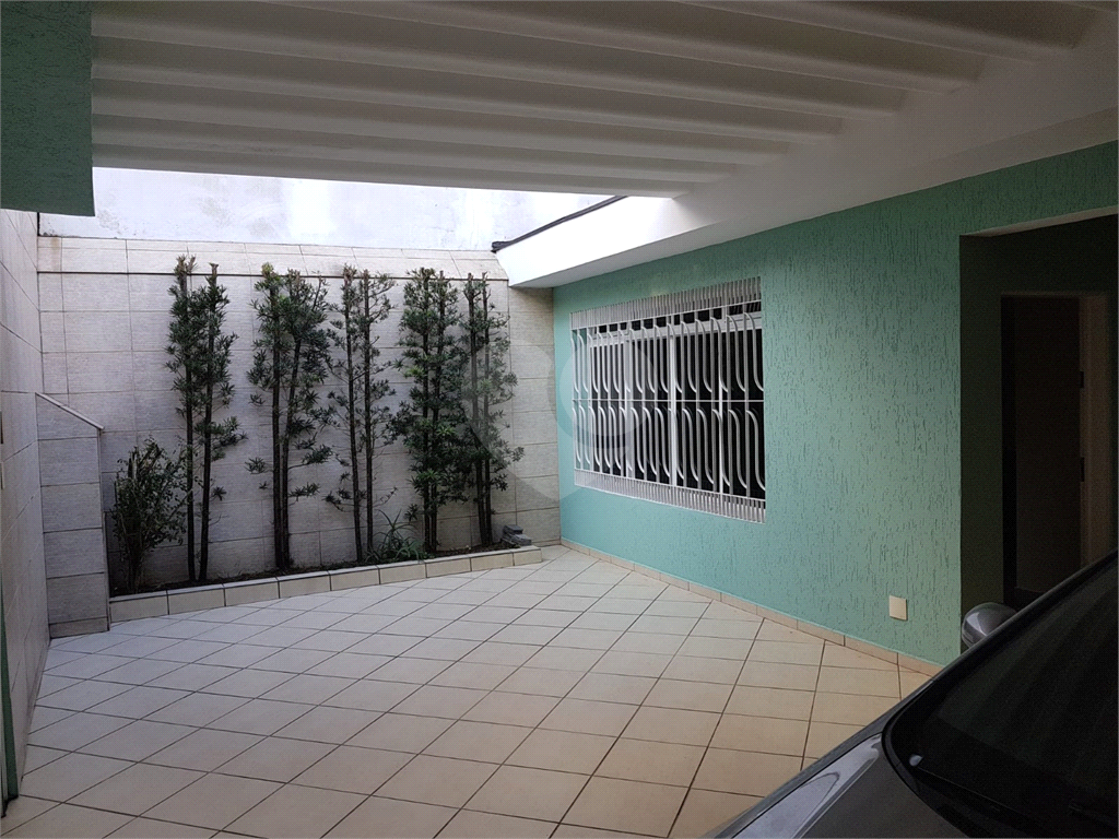 Casa a Venda em SBC-250 m2-3 dormitórios